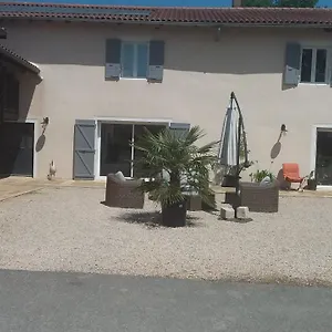 https://loree-du-bois-bettu.hotels-rhonealpes.com