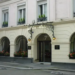 Des Arts Paris