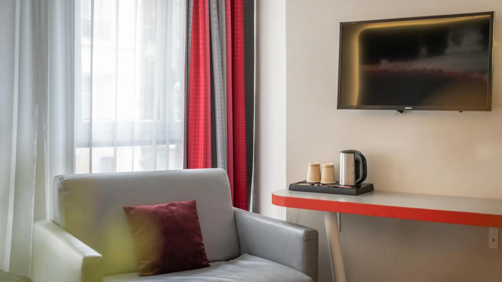 ***  Hotel Inn Design Paris Place D'Italie France
